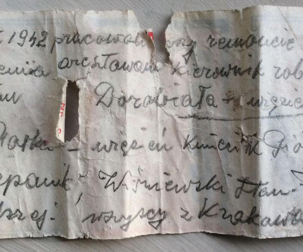 Ależ odkrycie w Podgórzu! Znaleziono list w butelce! [ZDJĘCIA, AUDIO]