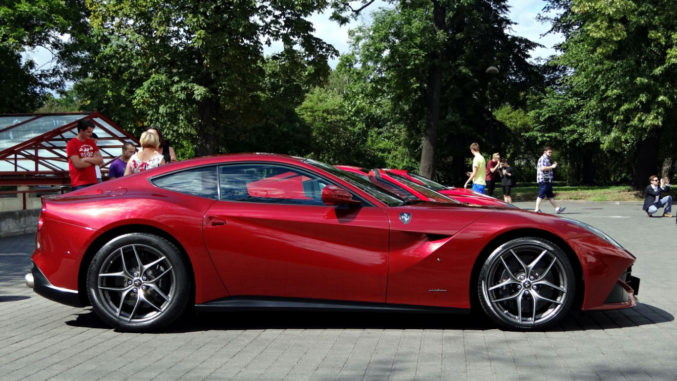 Kawalkada Ferrari przez Polskę 2015