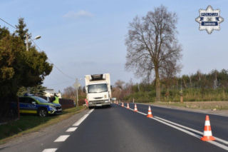 Potrącenie 46-latka na drodze krajowej