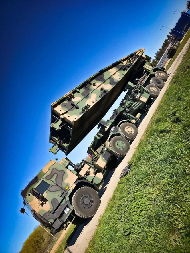 Kolejna Daglezja MS-20 odebrana. Wojsko Polskie z nowym mostem towarzyszącym