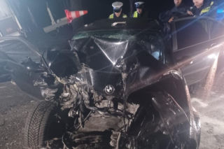 19-letni kierowca bmw uderzył w volkswagena. Groźny wypadek na DW309 za Rojęczynem [ZDJĘCIA]