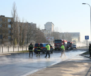 GALERIA-Awaria rury ciepłowniczej na Sadybie w Warszawie