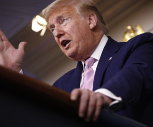 Głosowanie korespondencyjne. Trump zabrał głos. 