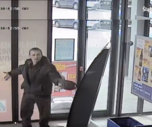 Chciał ukraść wódkę, wyciągnął nóż! Dramatyczne chwile w Zabrzu! [ZDJĘCIA, WIDEO]