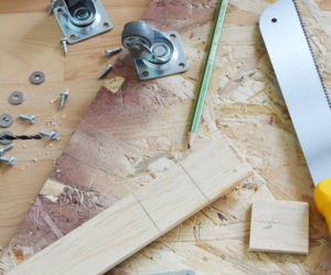 Jak zrobić stolik kawowy z tacy IKEA