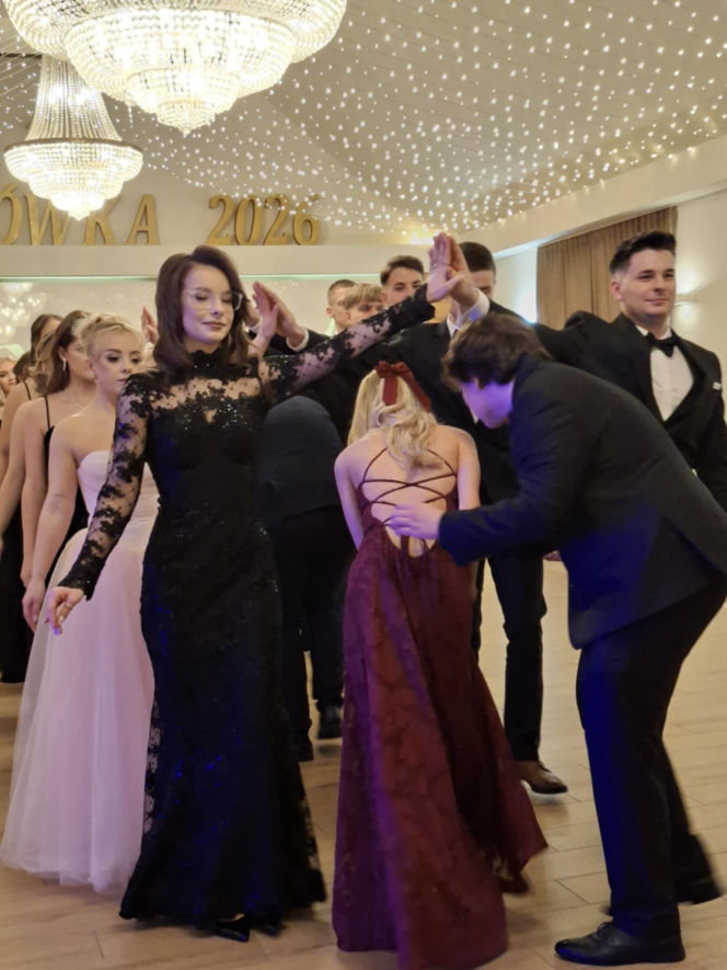 Studniówka 2026. Bal uczniów Zespołu Szkół Zawodowych nr 2 w Starachowicach
