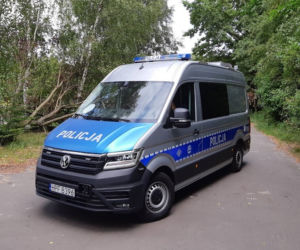 Policyjny Volkswagen Crafter