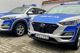 Nowe radiowozy w Myślenicach i Dobczycach. To mocne oznakowane SUV-y