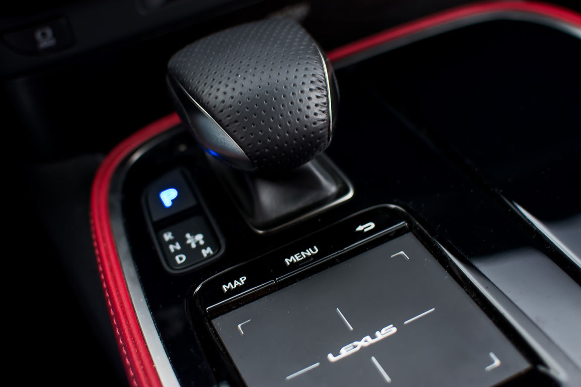 Lexus LS500h F-Sport