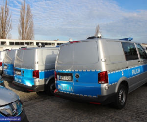 55 nowych radiowozów dla policjantów garnizonu dolnośląskiego