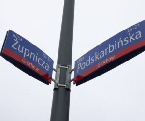 Absurd na Grochowie. Zapomnieli o wiatach, więc nie uruchomili autobusu