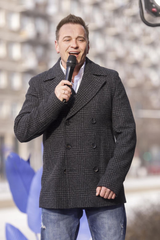 Zaczynał od rocka, dziś jest królem disco polo. Tak przez lata zmieniał się Radek Liszewski