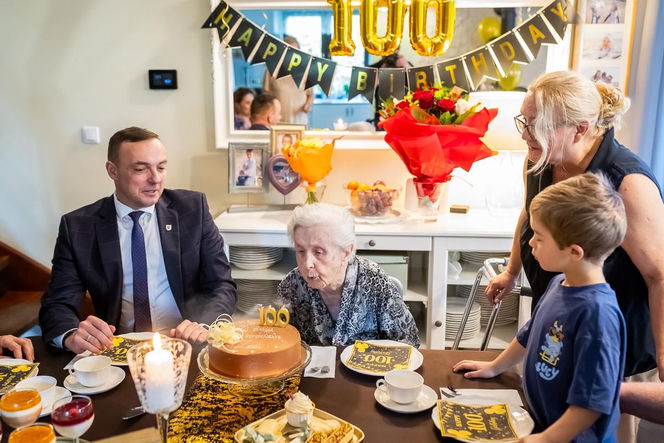 Sto lat minęło jak jeden dzień! Pani Zofia tak świętowała wyjątkowy jubileusz