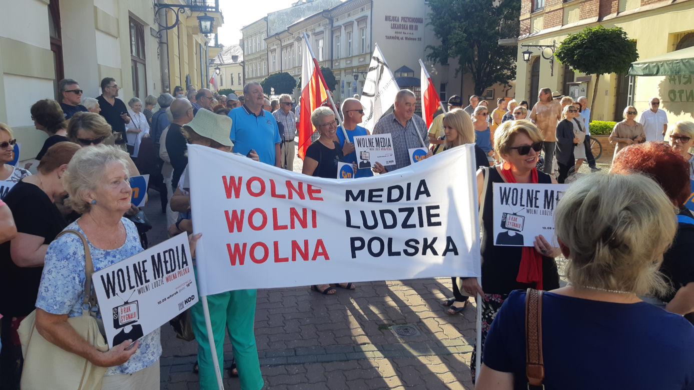 "Wolne media!". Mieszkańcy Tarnowa wyszli na ulicę 
