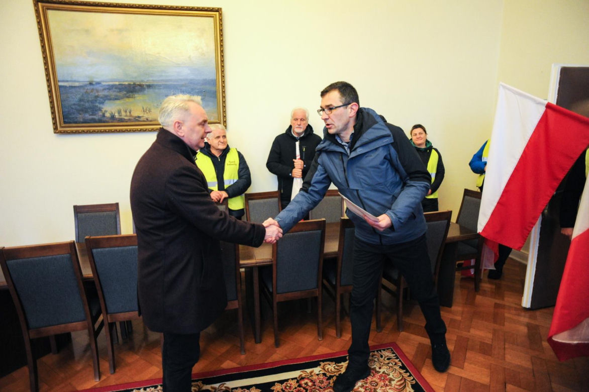 W całym kraju protesty ostrzegawcze rolników. Największy w Elblągu [ZDJĘCIA]