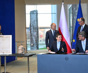 Ceremonia przekazania dóbr kultury podczas polsko-niemieckich konsultacji międzyrządowych