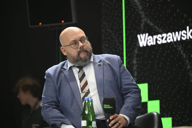 Scena Biała Przewaga powietrzna w nowoczesnym konflikcie. Od koncepcji użycia, przez zakup do misji lotniczych. Jak optymalnie odpowiedzieć na potrzeby polskich Sił Powietrznych?