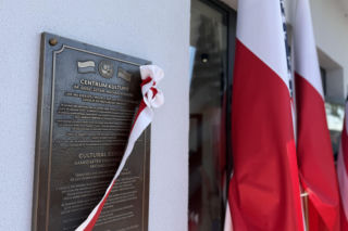 Michael Ollis patronem Centrum Kultury w Olesznie. To on ocalił życie Polaka w Afganistanie