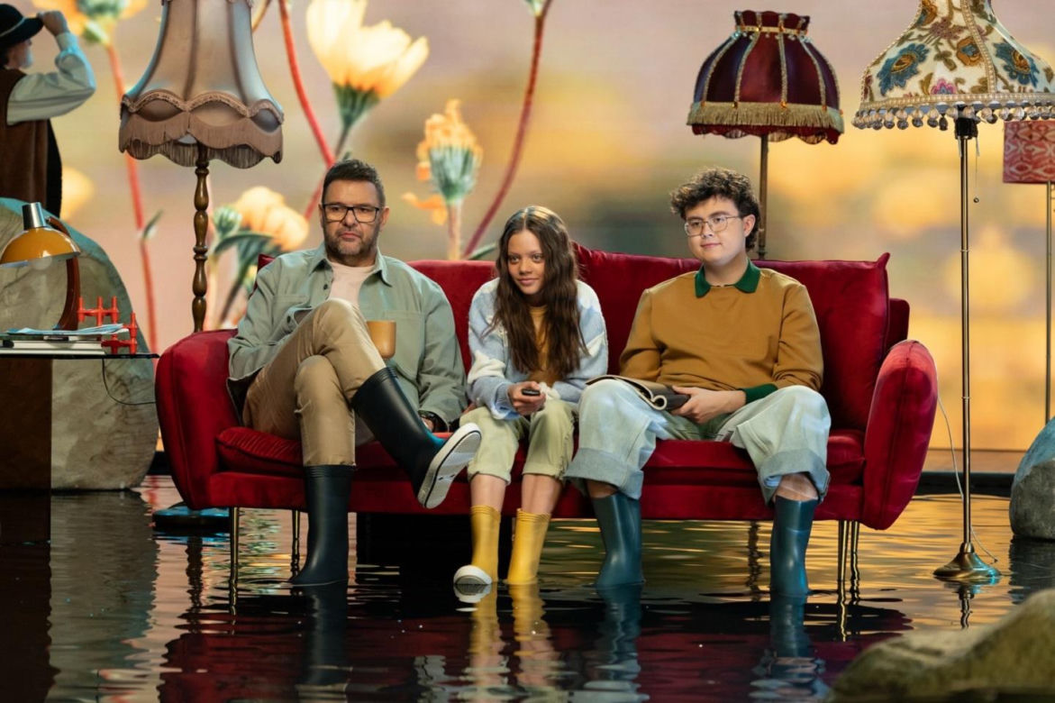 Rodzinka.pl 18 sezon wiosenny spot TVP 2026. Ludwik (Tomasz Karolak), Maja (Emma Pokromska), Kacper (Mateusz Pawłowski)