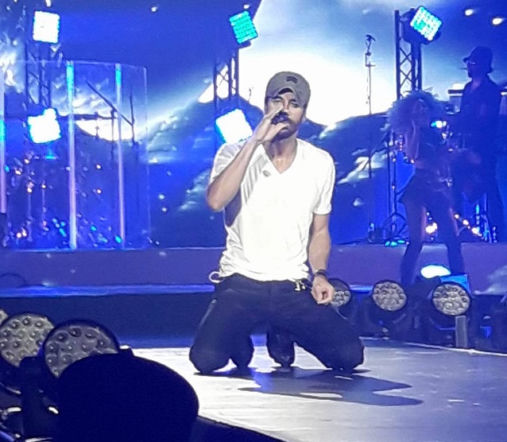 Enrique Iglesias w Polsce 2017 - zabawa, łzy, niedosyt i rozczarowanie. RELACJA z koncertu