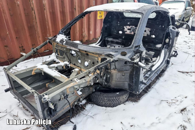 Zlikwidowali dziuplę z kradzionymi autami z Niemiec