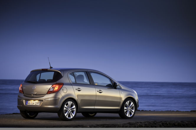 Opel Corsa 2011 - wersja 5-cio drzwiowa