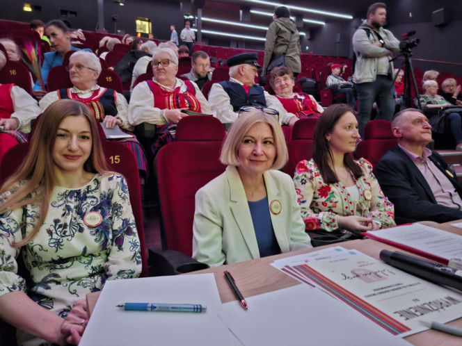 Starachowice tętnią tradycją! Trwa pierwszy Festiwal Kół Gospodyń i Gospodarzy Wiejskich „Lokalne pasje”