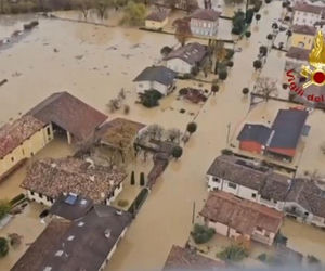Lawina zmiażdżyła dom. 32-latek zginął, ratując kobietę