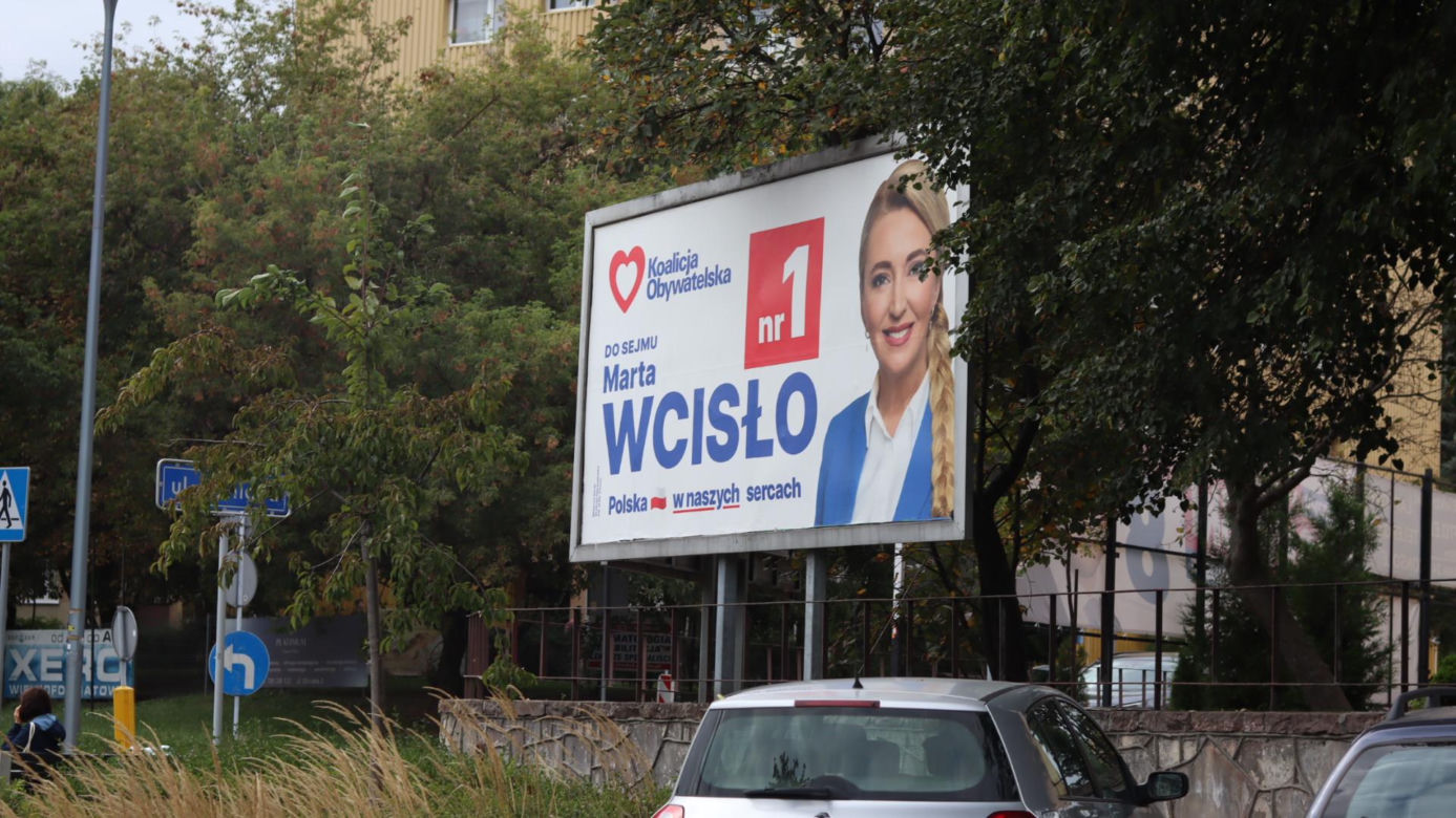 Wyborcze banery w Lublinie. Część jest już zniszczona [GALERIA]
