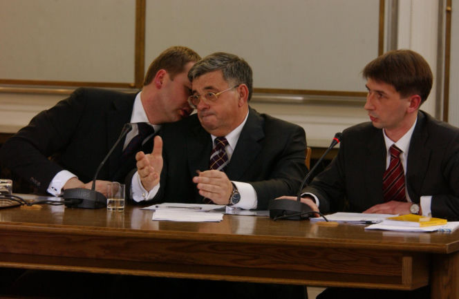 5 kwietnia był końcem legendarnej komisji śledczej. Tak badano aferę Rywina