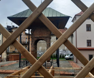 W Tarnowie stanął szałas
