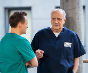 Pierwsza miłość, odcinek 4182: Tajemniczy więzień przerywa milczenie na widok zdjęcia Kingi