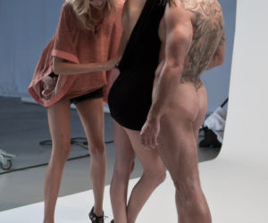 TOP MODEL 2, odc 5: Modelki pozują z CAŁKIEM NAGIM modelem. Gabriela Pcholarz