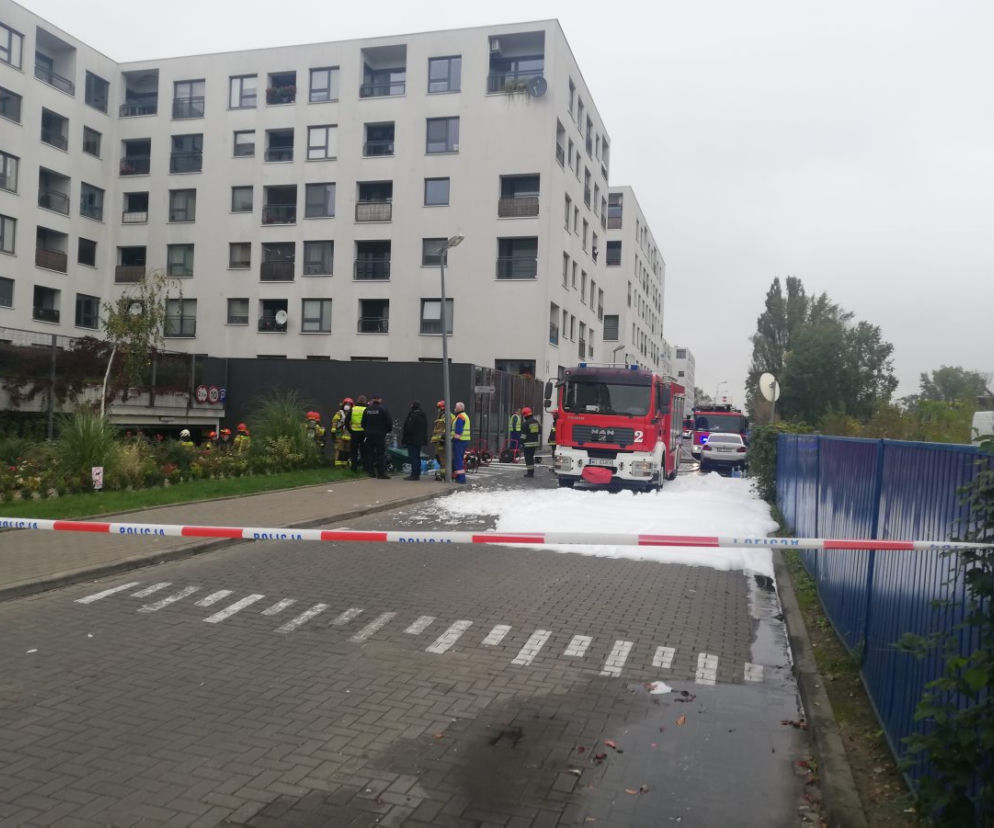 Pożar aut w garażu podziemnym przy ul.Górczewskiej w Warszawie