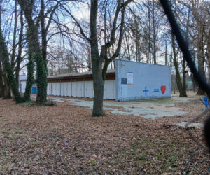 Nieczynne Kąpielisko Miejskie w Milanówku