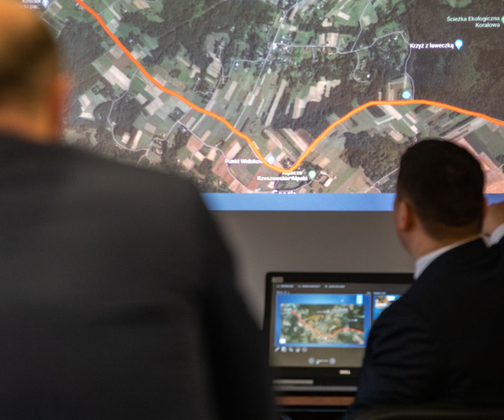 Kolejny krok w kierunku rowerowej autostrady. Na stole kilka pomysłów na przebieg trasy