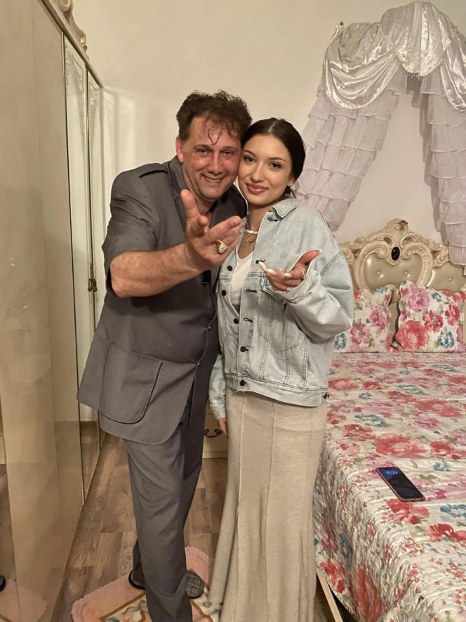 Bogdan Trojanek, Viki Gabor