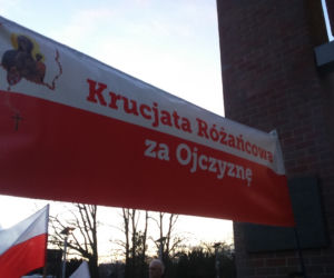 Protest przeciwko wystawie Mariny Abramović w Toruniu