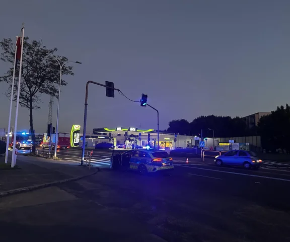Tragedia na pasach w Ostrowie! Nie żyje kobieta