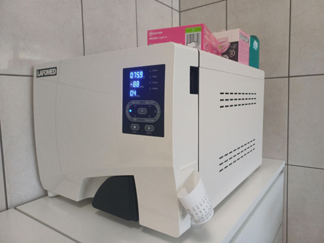 Darmowy dentysta dla dzieci i młodzieży w Ostrzeszowie. Nowy gabinet działa przy ZS nr 1