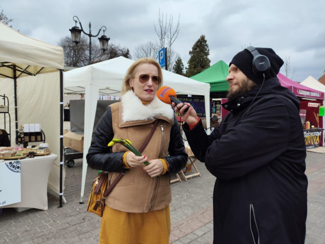 ESKA Lublin rozdawała żonkile na wiosnę