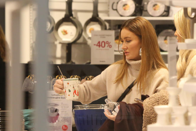 Joanna Krupa z siostrą Martą. Zjadły w mlecznym i poszły po patelnię