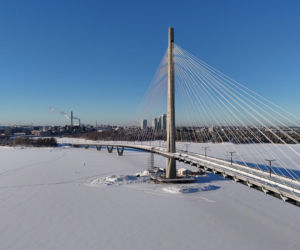 Most w Helsinkach otwarty. To nowa wizytówka miasta - most Kruunuvuorensilta