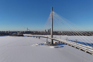 Most w Helsinkach otwarty. To nowa wizytówka miasta - most Kruunuvuorensilta
