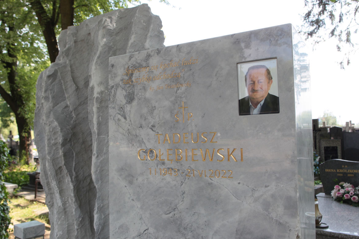 Pierwsza rocznica śmierci magnata hotelowego.  Gdzie jest pochowany Tadeusz Gołębiewski?