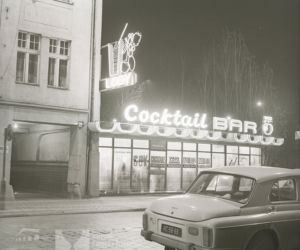 „Cocktail Bar” przy ul. Komandorskiej, 1973 r.