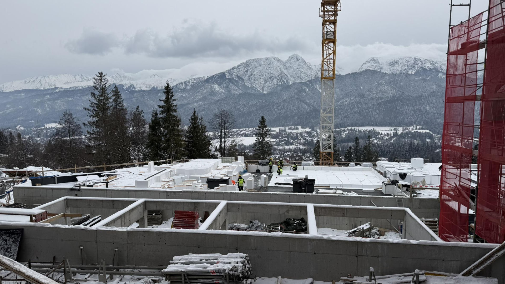 Budowa hotelu Salamandra w Kościelisku - luty 2026