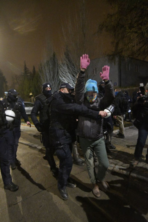 Protest pod domem Kaczyńskiego