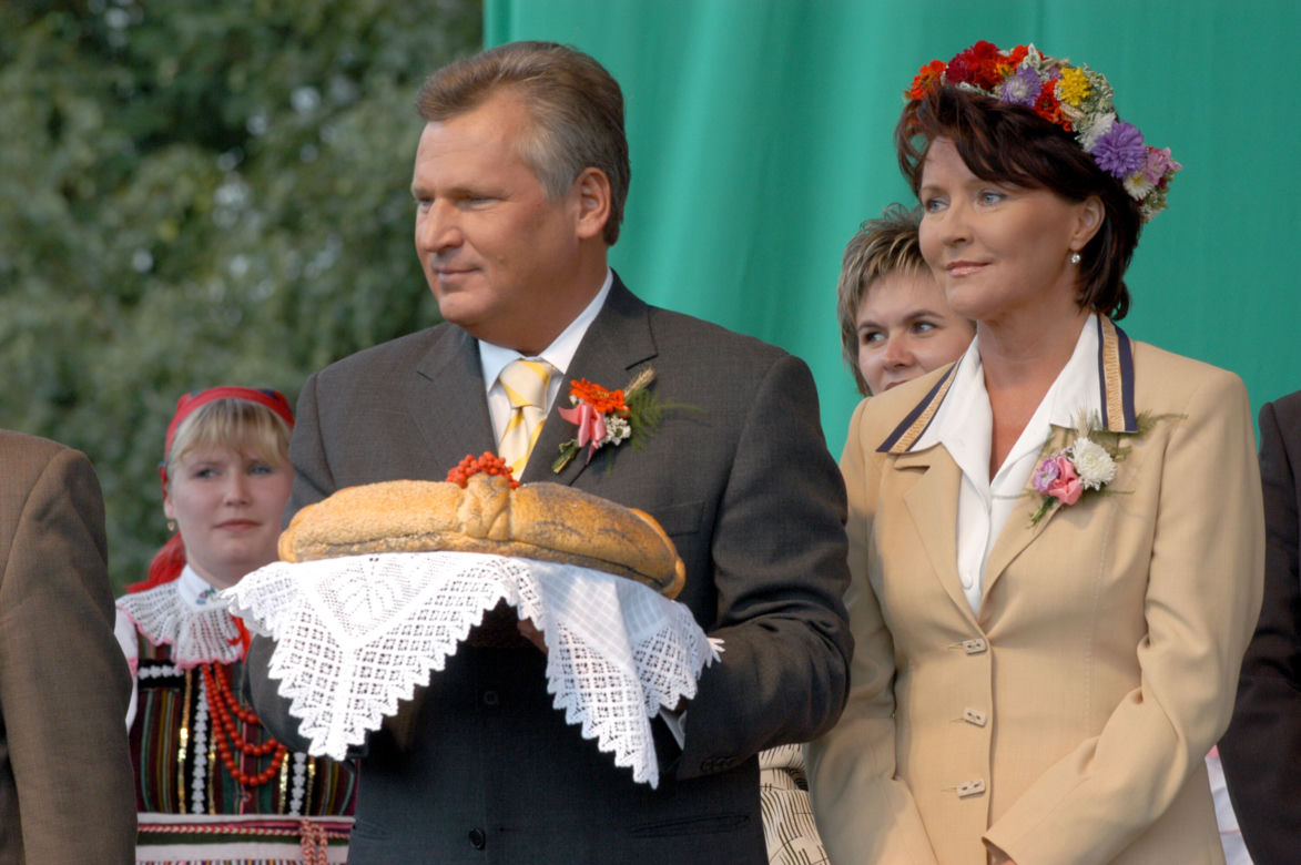 Rocznica ślubu Kwaśniewskich. To już 42 lata