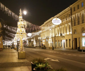 Sylwester w Warszawie sprzed lat. Tak stolica witała dawniej Nowy Rok